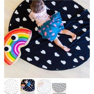 White Fox & Co Black and White Heart Blanket